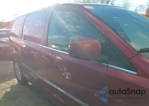 2014 Chrysler Town & Country Touring из США, поврежденный, VIN 2C4RC1BG6ER445659